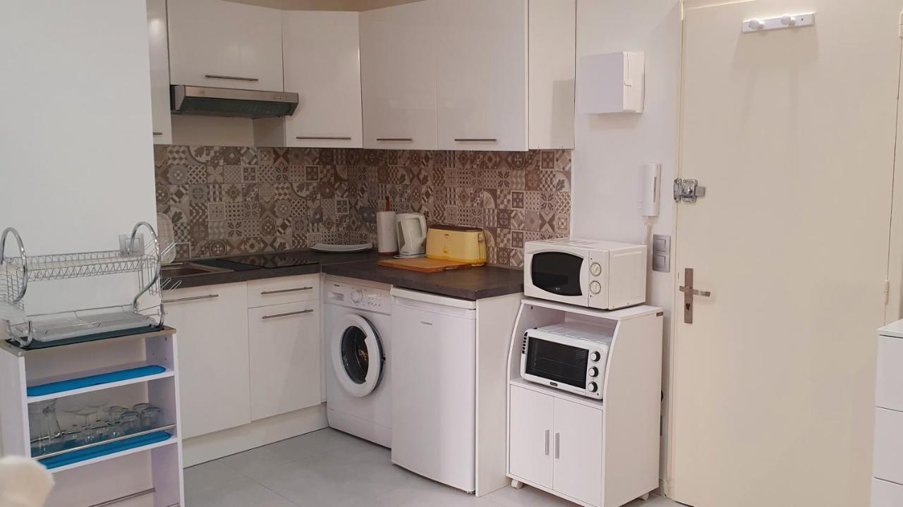 Studio Rue Pietonne Proche Plage Menton Exterior photo